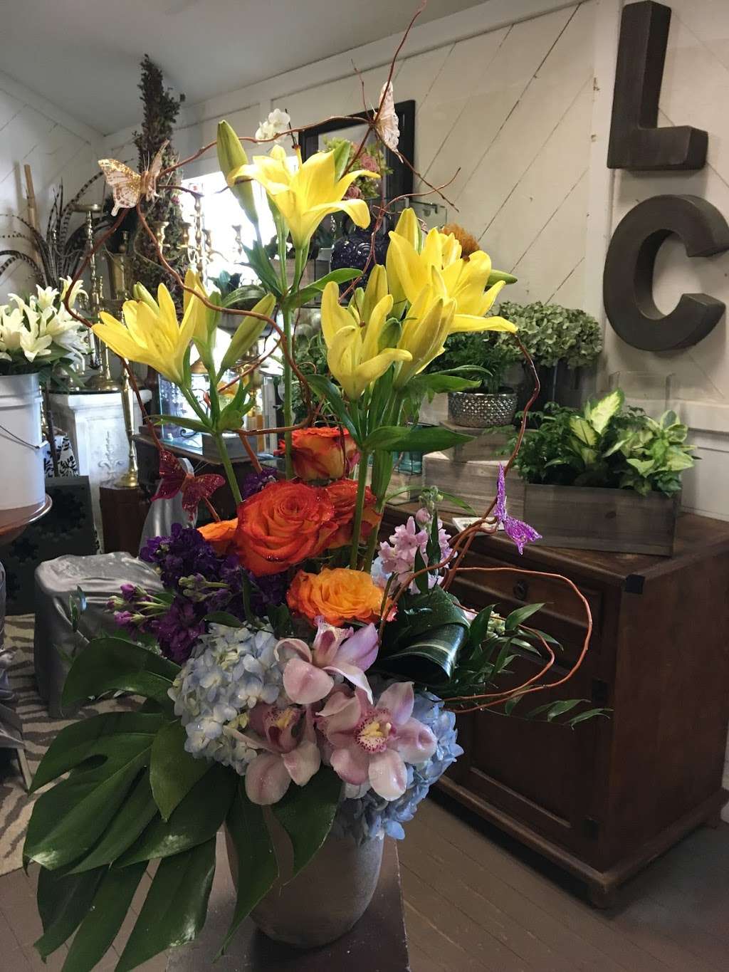 LC Floral Designs | 204 E, US-90 ALT, Richmond, TX 77406, USA | Phone: (281) 342-8839