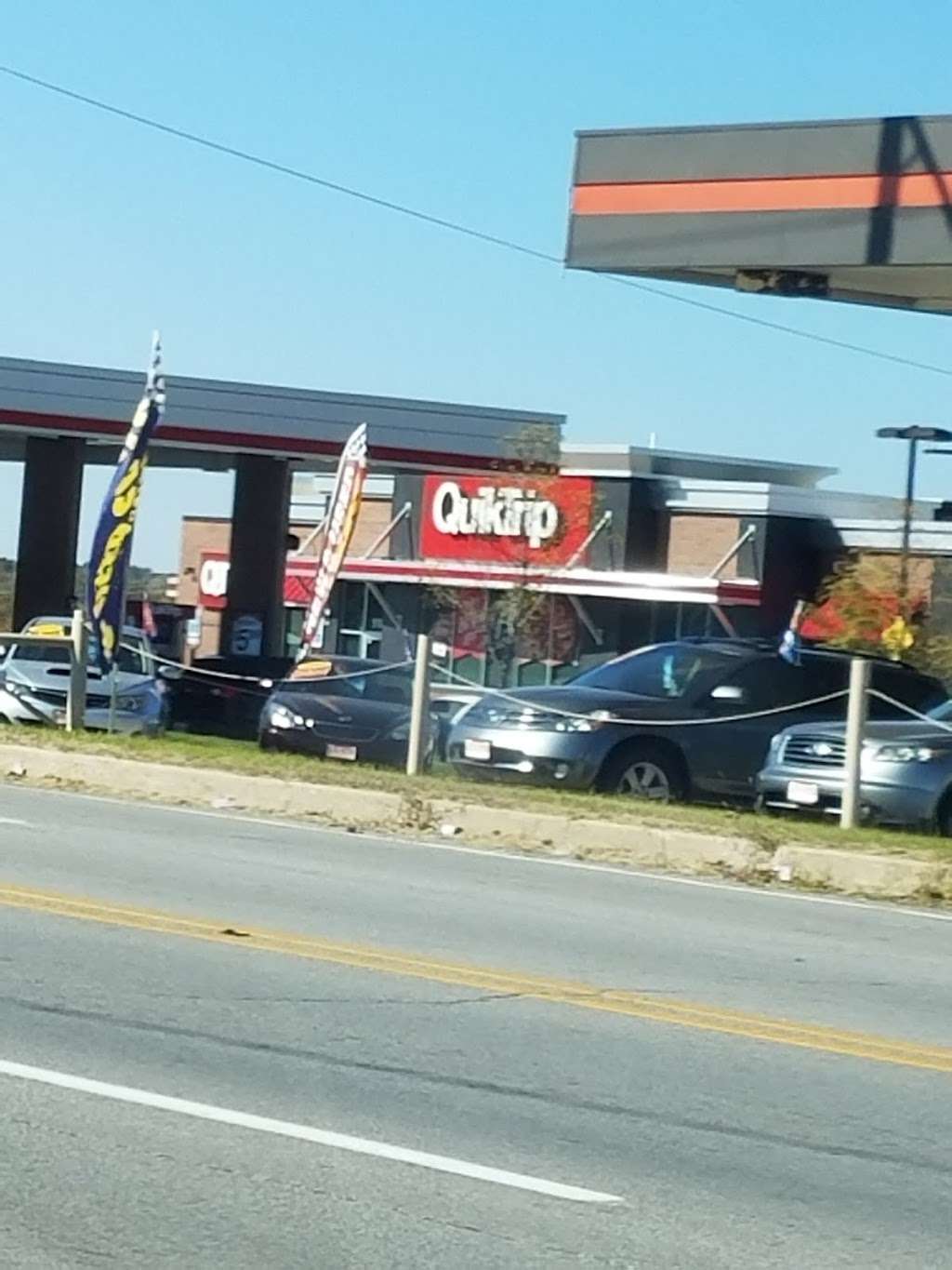 QuikTrip - gas station  | Photo 4 of 10 | Address: 5108 NE Vivion Rd, Kansas City, MO 64119, USA | Phone: (816) 454-0783
