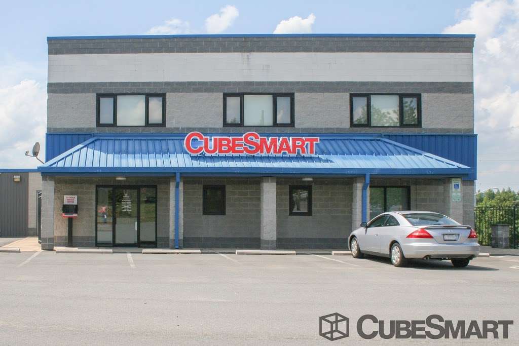 CubeSmart Self Storage | 847 Trailview Blvd SE, Leesburg, VA 20175 | Phone: (703) 777-8211