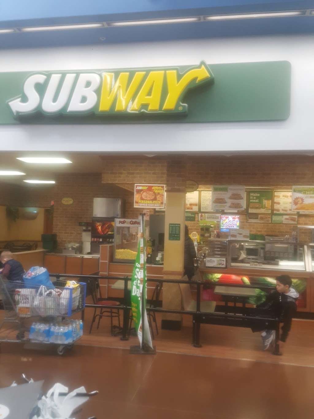 Subway Restaurants | 4700 W 135th St, Crestwood, IL 60445, USA | Phone: (708) 396-9800