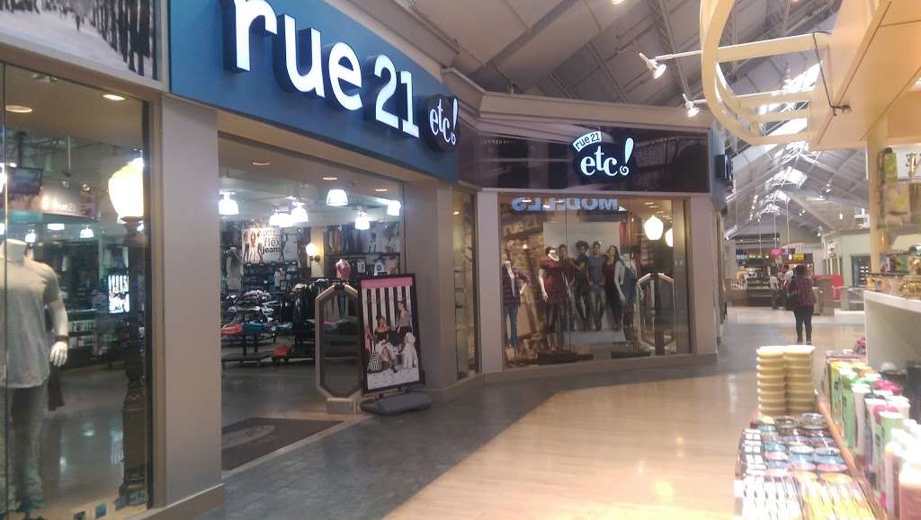 rue21 | 1259 Franklin Mills Cir, Philadelphia, PA 19154, USA | Phone: (215) 281-0925