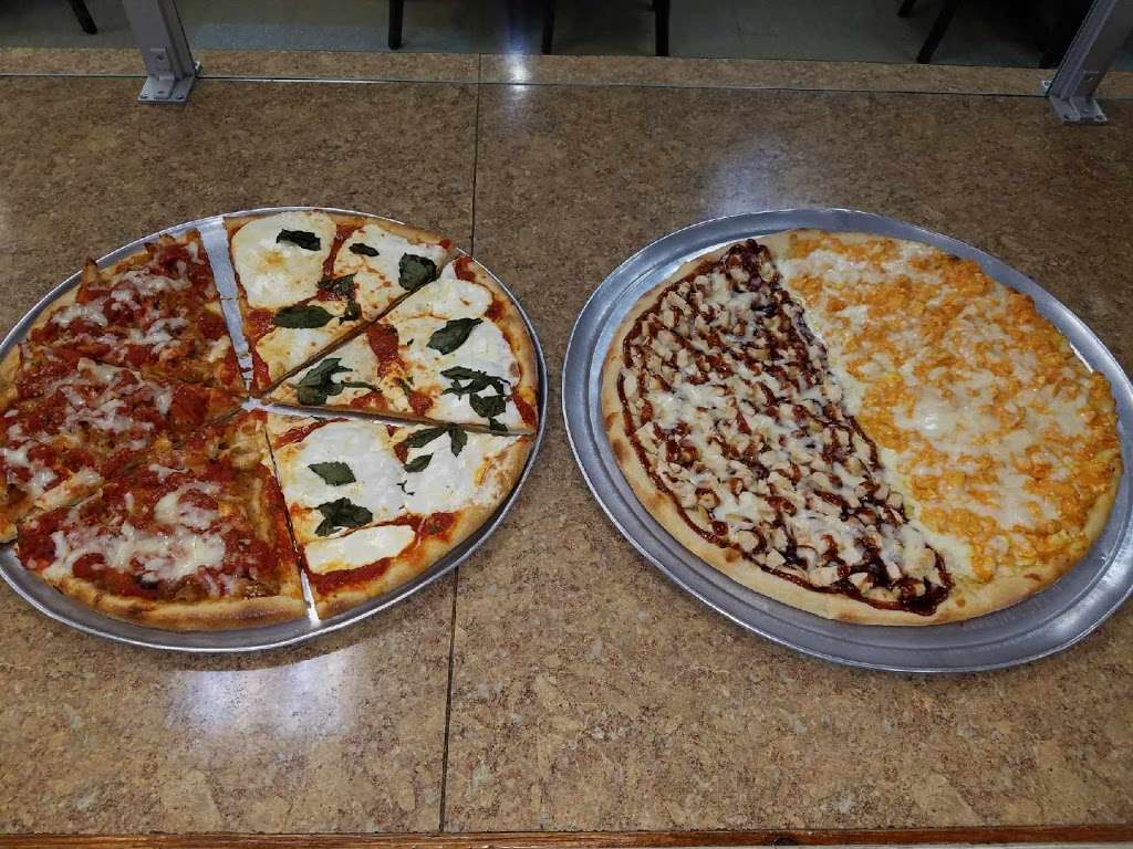 Lilys Pizza & Pasta | 2707 Lincoln Hwy, Coatesville, PA 19320 | Phone: (610) 466-7330