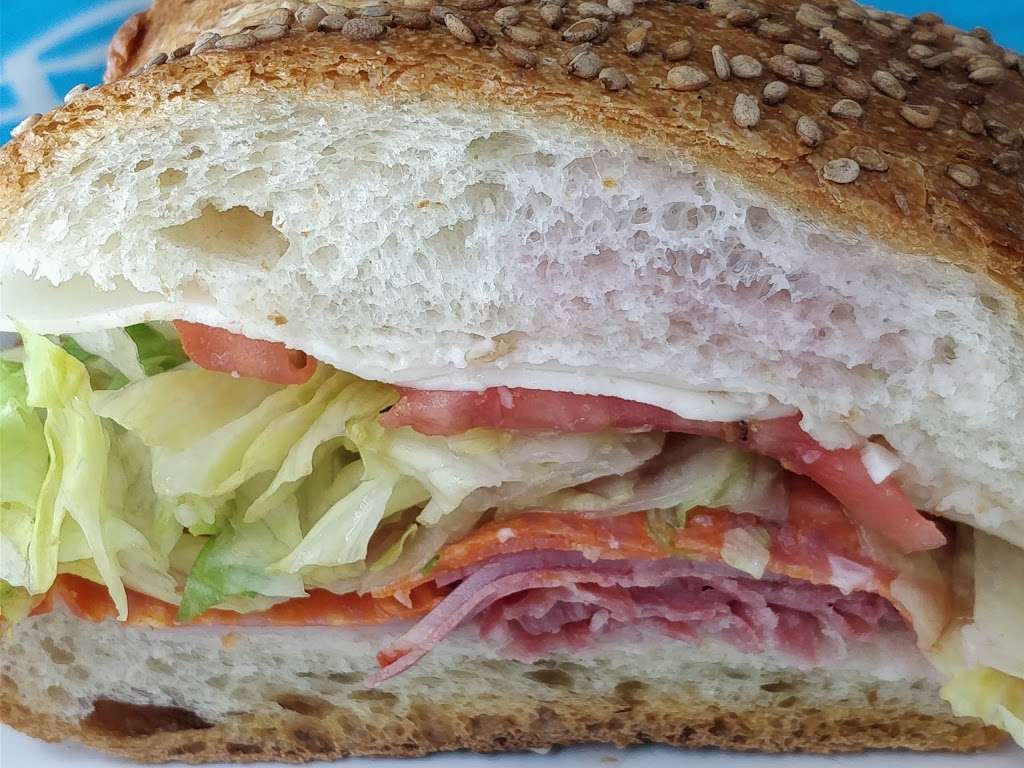 J&G Deli and Market | 502 New Rochelle Rd, Bronxville, NY 10708, USA | Phone: (914) 664-3475