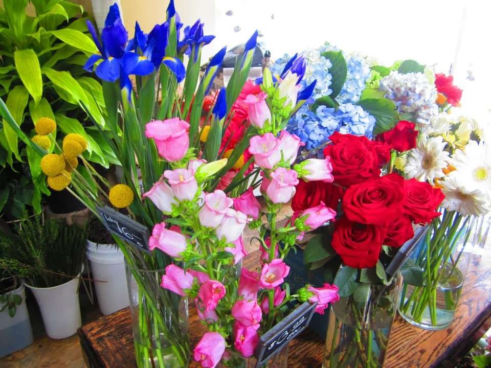 My Fair Ladys Flowers | 2691 N Beachwood Dr, Hollywood, CA 90068, USA | Phone: (323) 466-5239