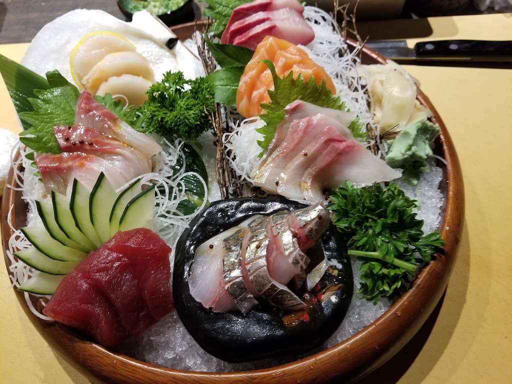 Bluefish Sushi & Grill | 2700 Yulupa Ave, Santa Rosa, CA 95405, USA | Phone: (707) 791-7233