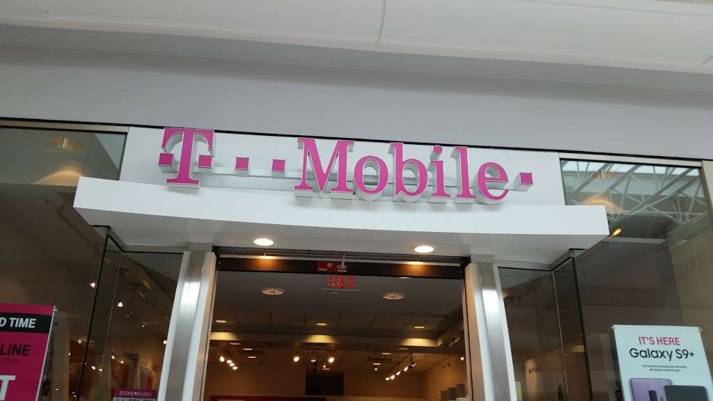 T-Mobile | 707 Neshaminy Mall #606, Bensalem, PA 19020, USA | Phone: (215) 364-2197