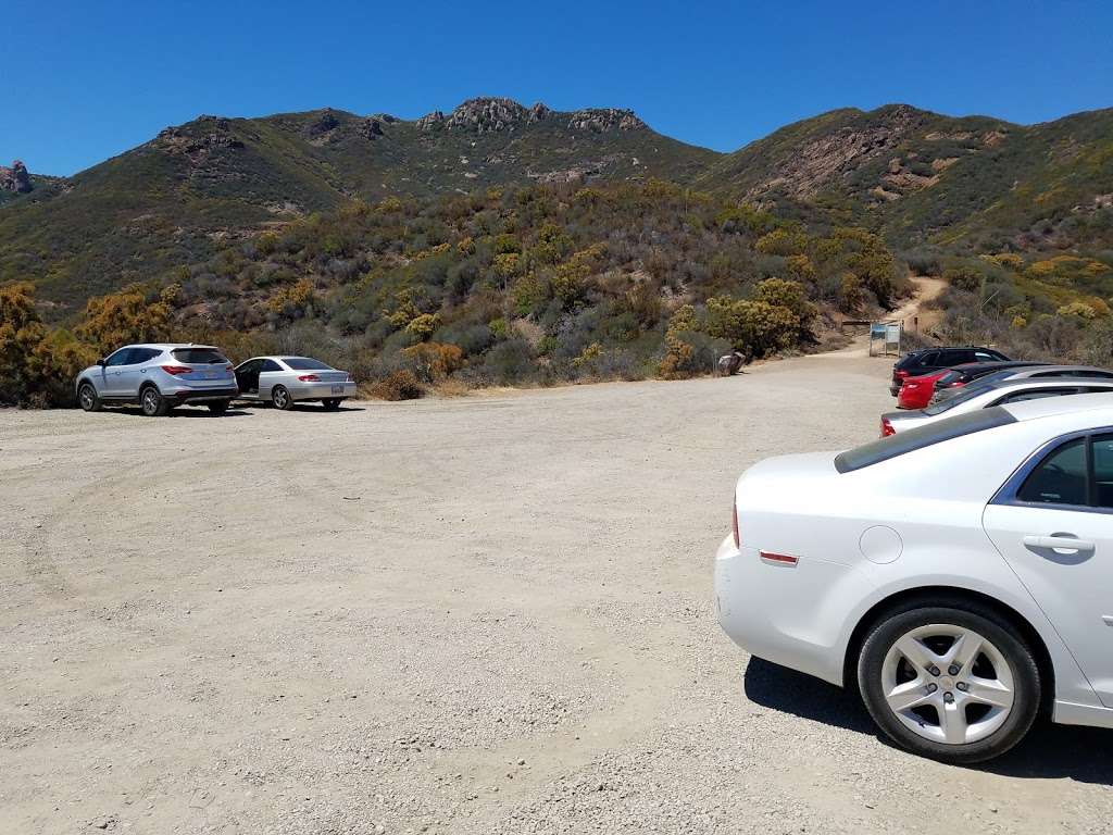 Sandstone Peak Trailhead Parking | 12860-, 12896 Yerba Buena Rd, Malibu, CA 90265, USA