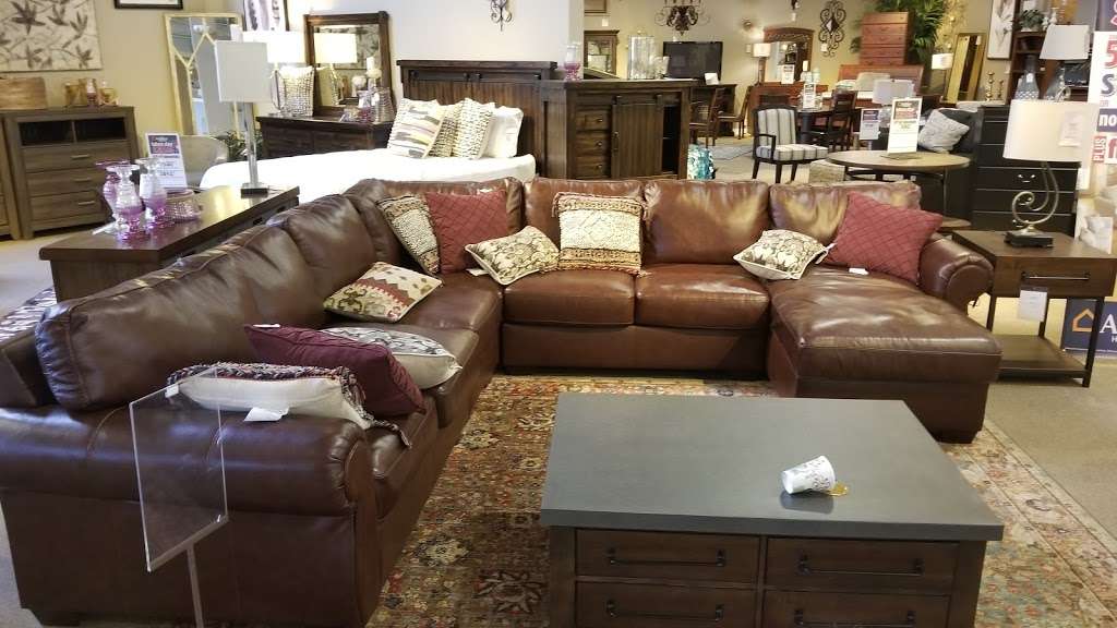 Ashley HomeStore | 3730 US-1, North Brunswick Township, NJ 08902, USA | Phone: (732) 658-8880