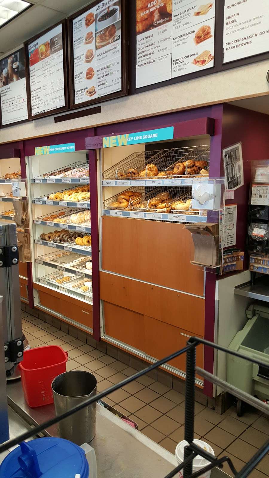 Dunkin Donuts | 226 Elizabeth Ave # 232, Newark, NJ 07108, USA | Phone: (973) 424-0140