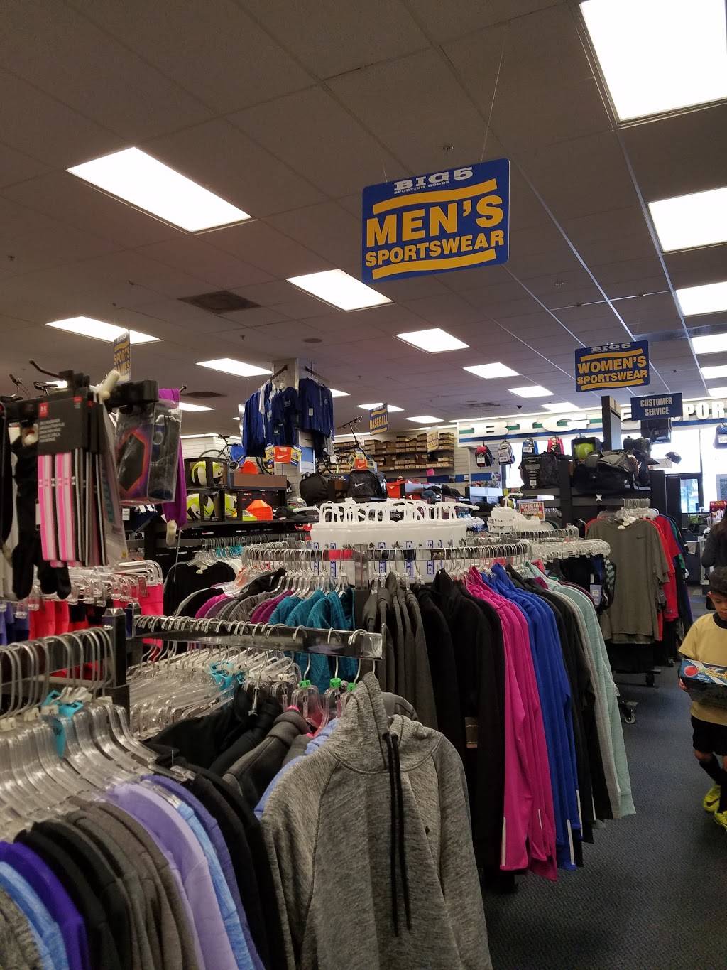 Big 5 Sporting Goods | 7604 Alameda St, Huntington Park, CA 90255, USA | Phone: (323) 588-0615