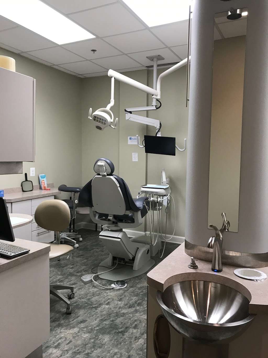 Neibauer Dental Care | 1610 Village Market Boulevard Southeast Suite 130, Leesburg, VA 20175, USA | Phone: (571) 209-9197