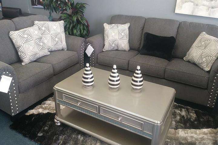 OMG Furniture | 13449 S Cicero Ave, Crestwood, IL 60445, USA | Phone: (708) 926-9788