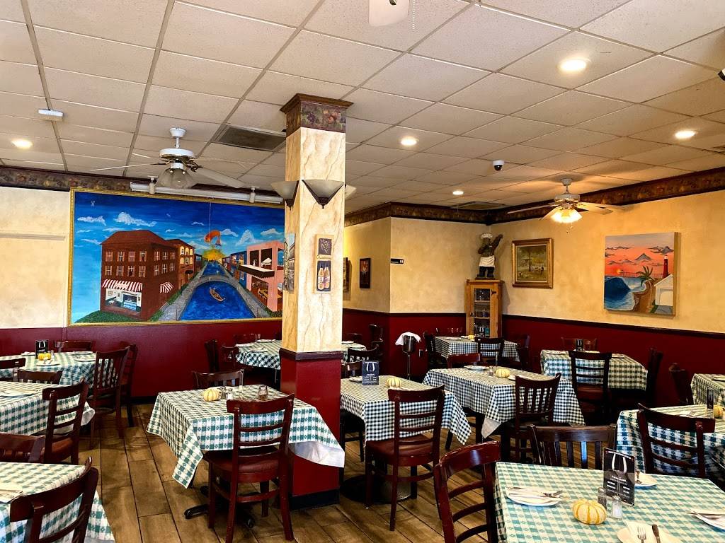 Francos Italian Restaurant | 4453 W Cerritos Ave, Cypress, CA 90630, USA | Phone: (714) 761-9040