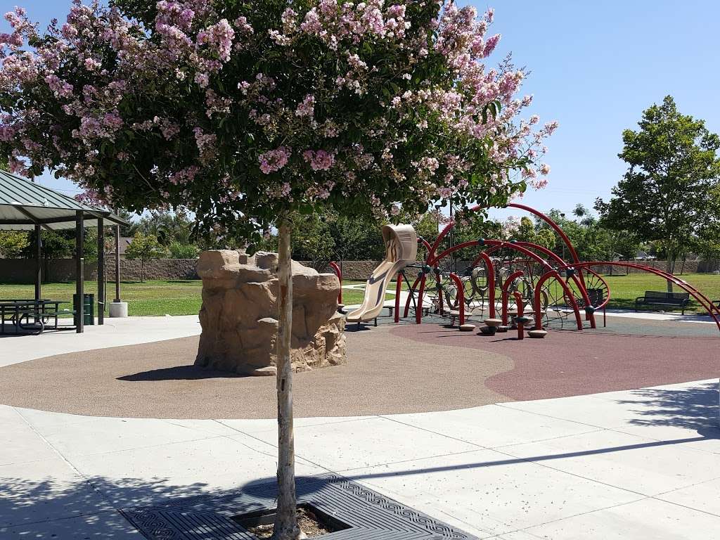 Fernandez Park | 18006 Miller Ave, Fontana, CA 92336, USA | Phone: (909) 349-6900