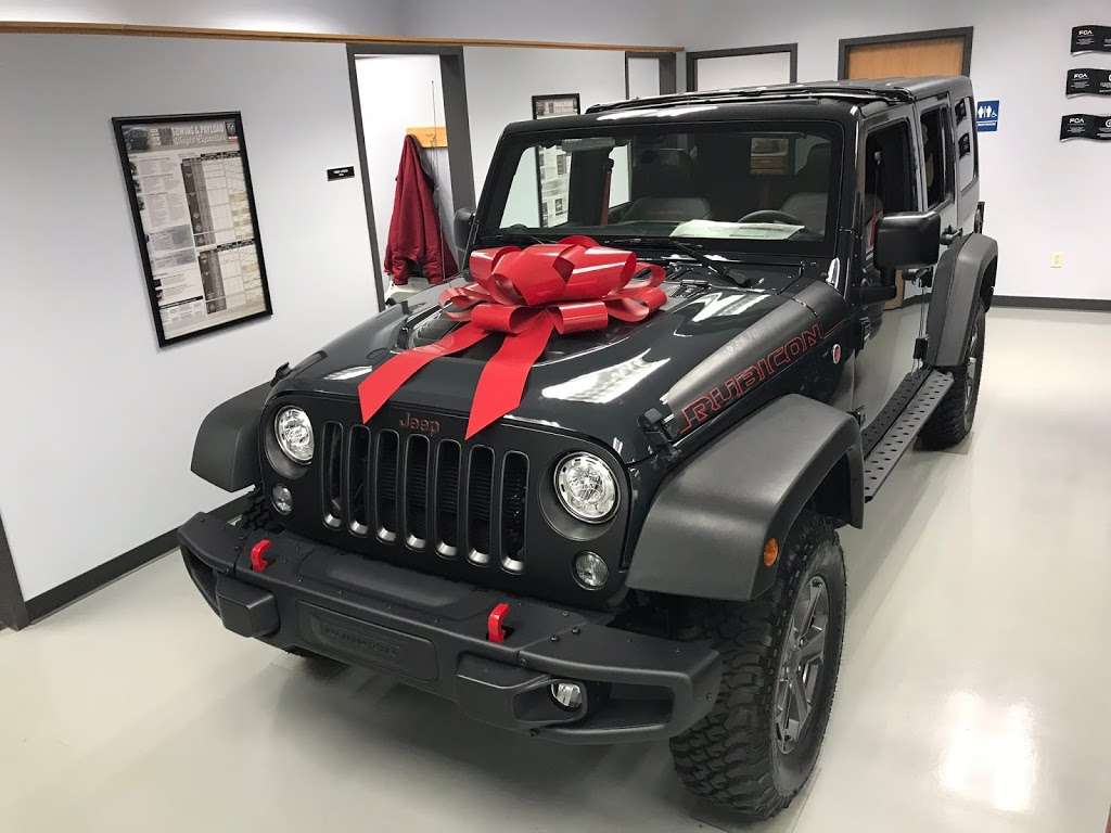 Twin Lakes Chrysler Dodge Jeep Ram | 114 N 8th St, Monticello, IN 47960, USA | Phone: (574) 227-1031