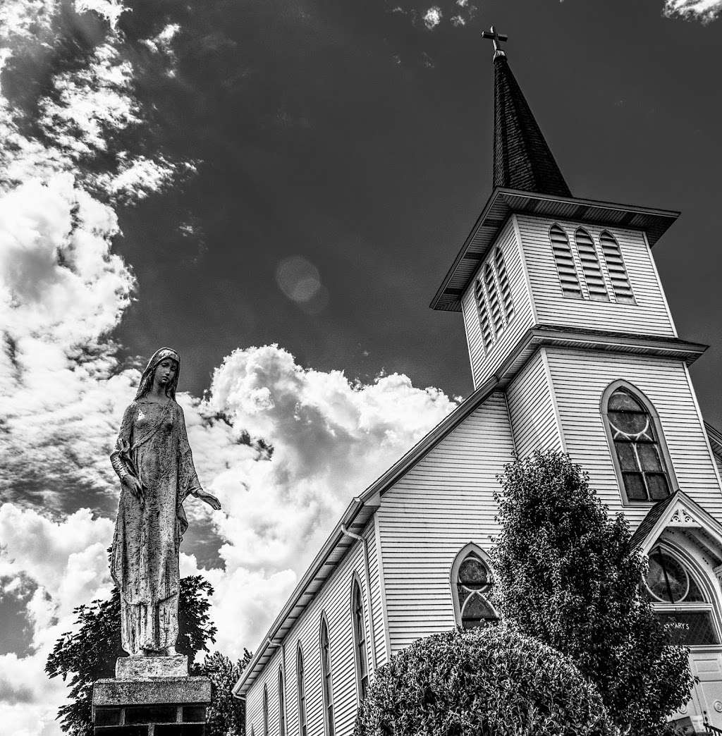 St Marys Little Church | W Erhart Rd, Mundelein, IL 60060, USA | Phone: (847) 223-0010