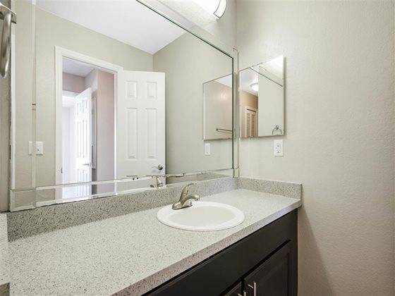 Oak Ramble Apartments | 14627 Grenadine Dr, Tampa, FL 33613, USA | Phone: (813) 906-1302