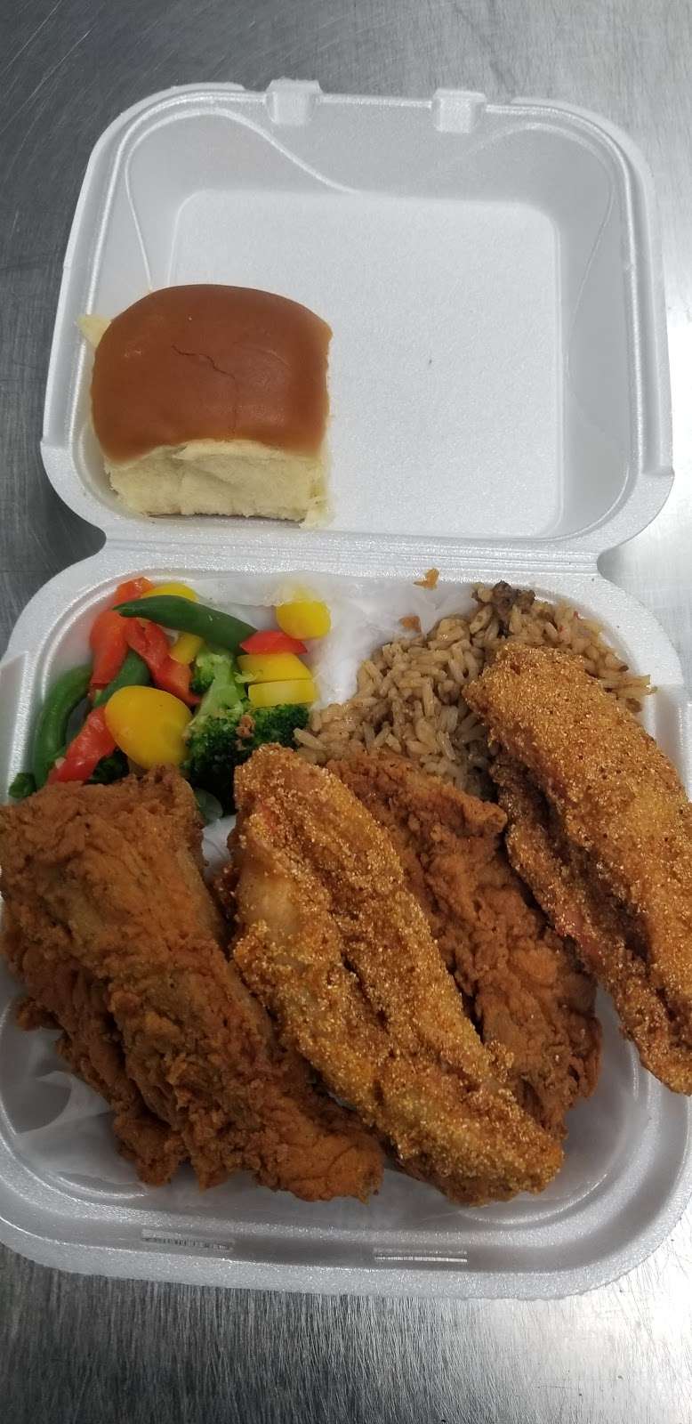 Thats Good Chicken | 2935 W 15th Ave, Gary, IN 46404 | Phone: (219) 702-4555