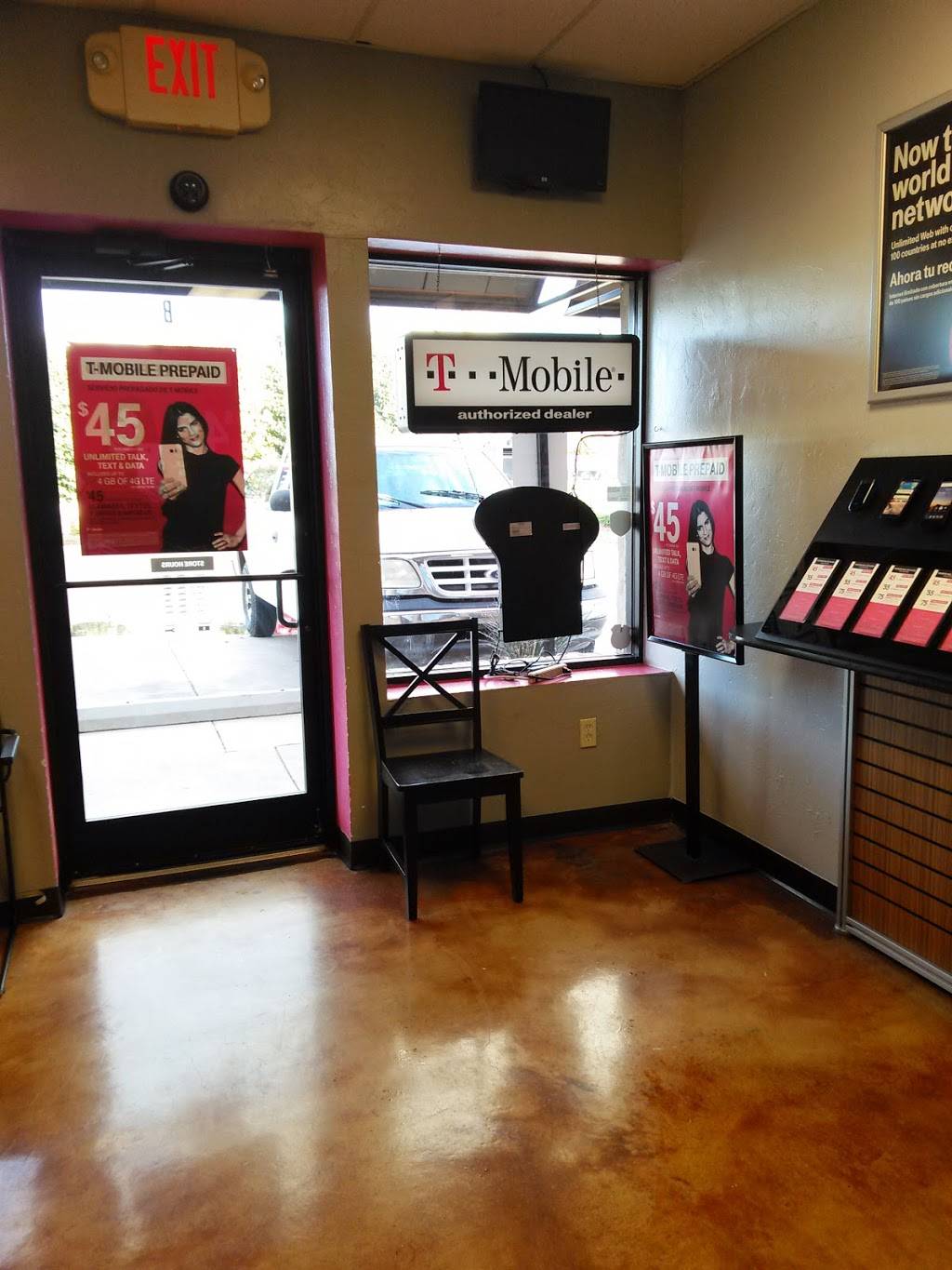 T-mobile Store | 1201 S Eastern Ave Suite B, Oklahoma City, OK 73129, USA | Phone: (405) 702-7282