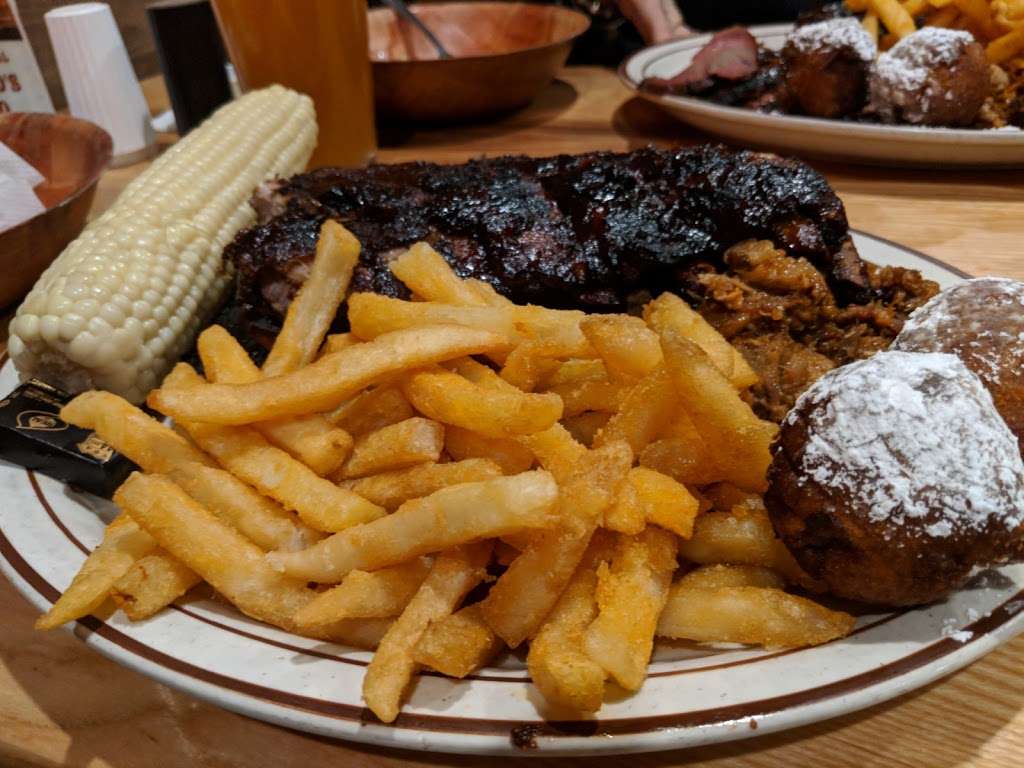 Big Eds Barbecue | 305 NJ-34, Matawan, NJ 07747 | Phone: (732) 583-2626