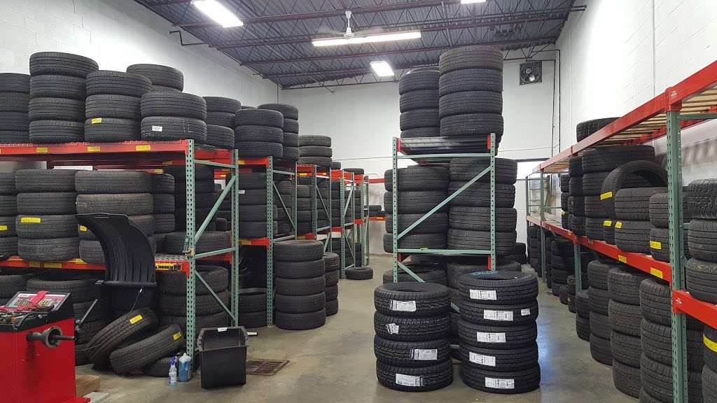 Tire King Services LLC | 30 Pine St, Stoneham, MA 02180 | Phone: (781) 435-1006