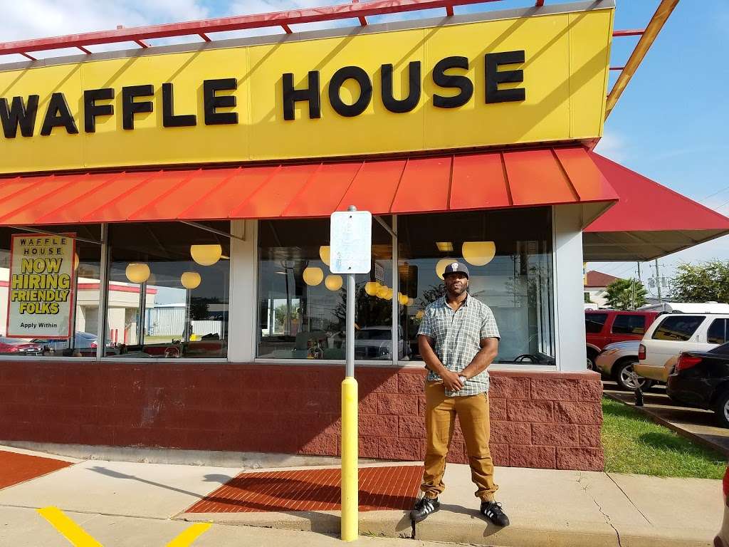 Waffle House | 8411 South, Hwy 6, Houston, TX 77083, USA | Phone: (832) 328-1566