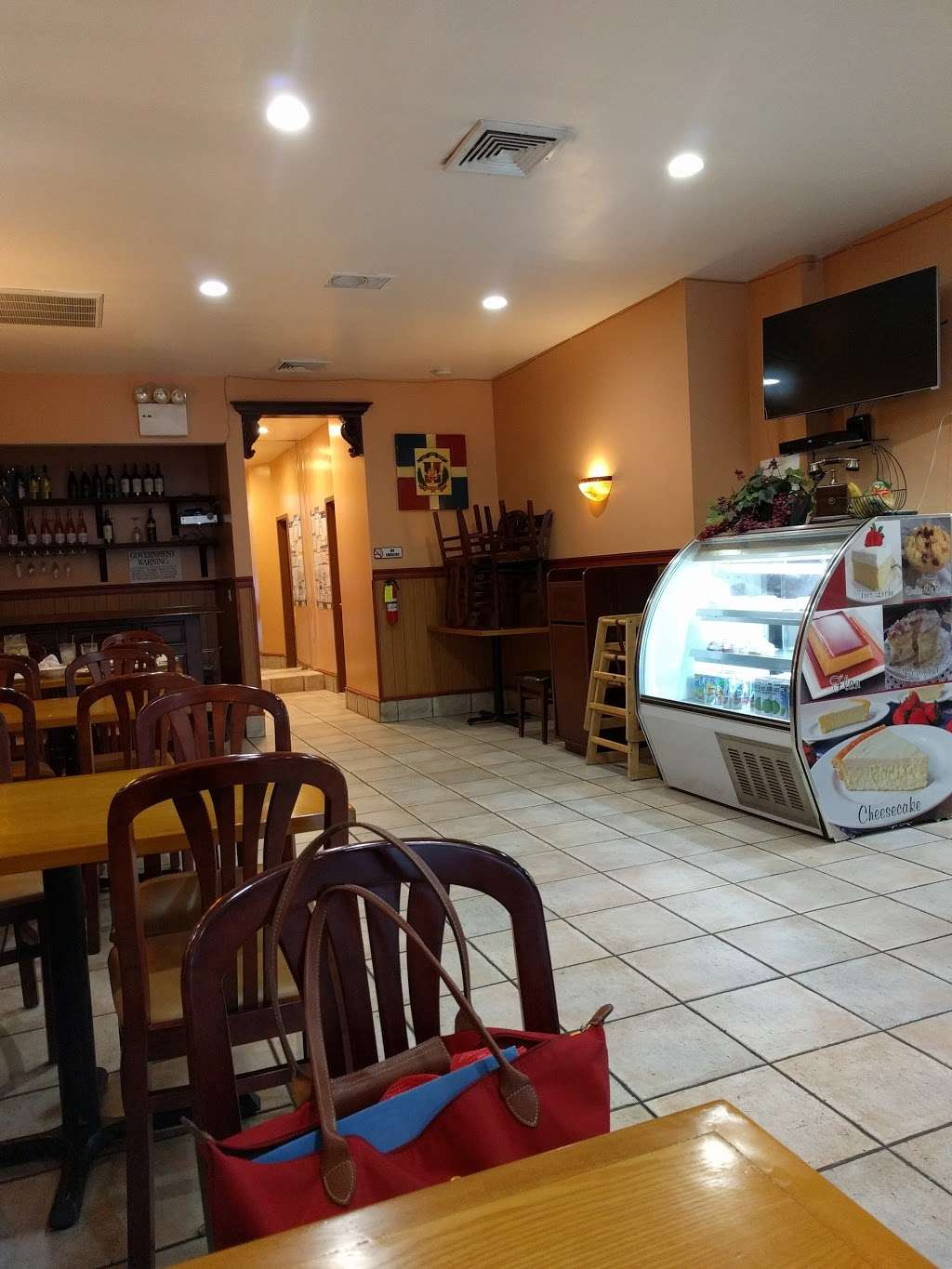 M & K | 1727 Richmond Rd, Staten Island, NY 10306, USA | Phone: (347) 825-3332