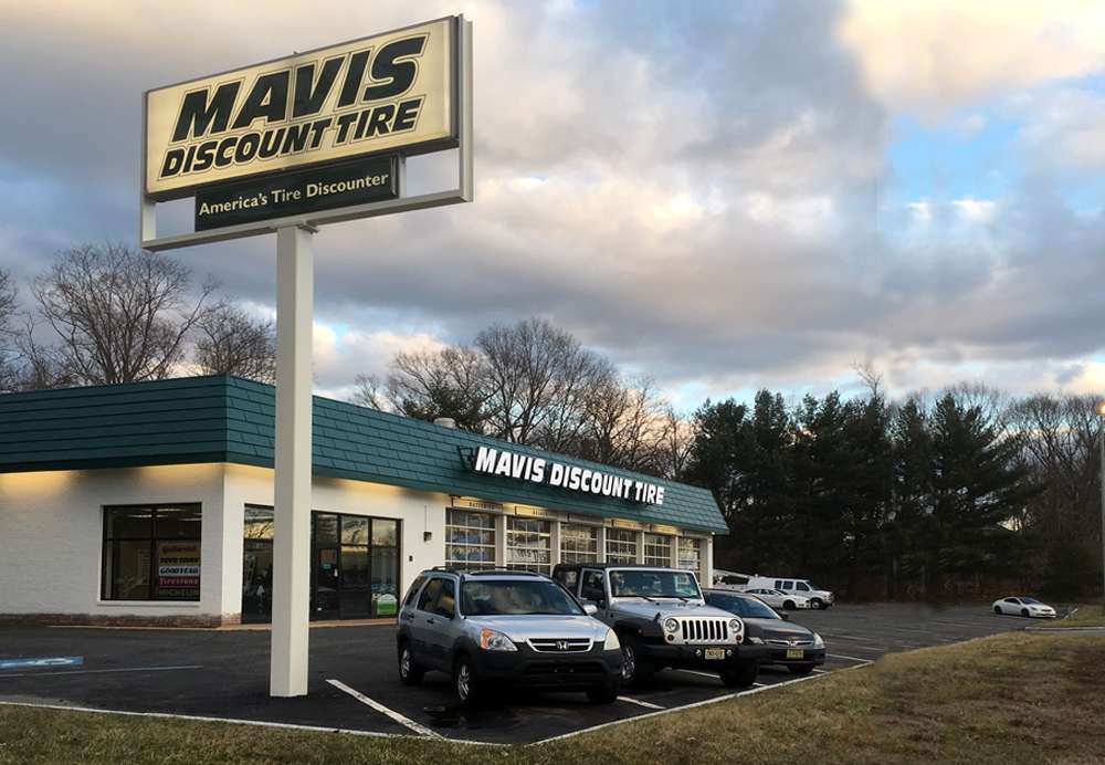 Mavis Discount Tire | 4011 Route 9, North, Freehold, NJ 07728, USA | Phone: (732) 941-3723