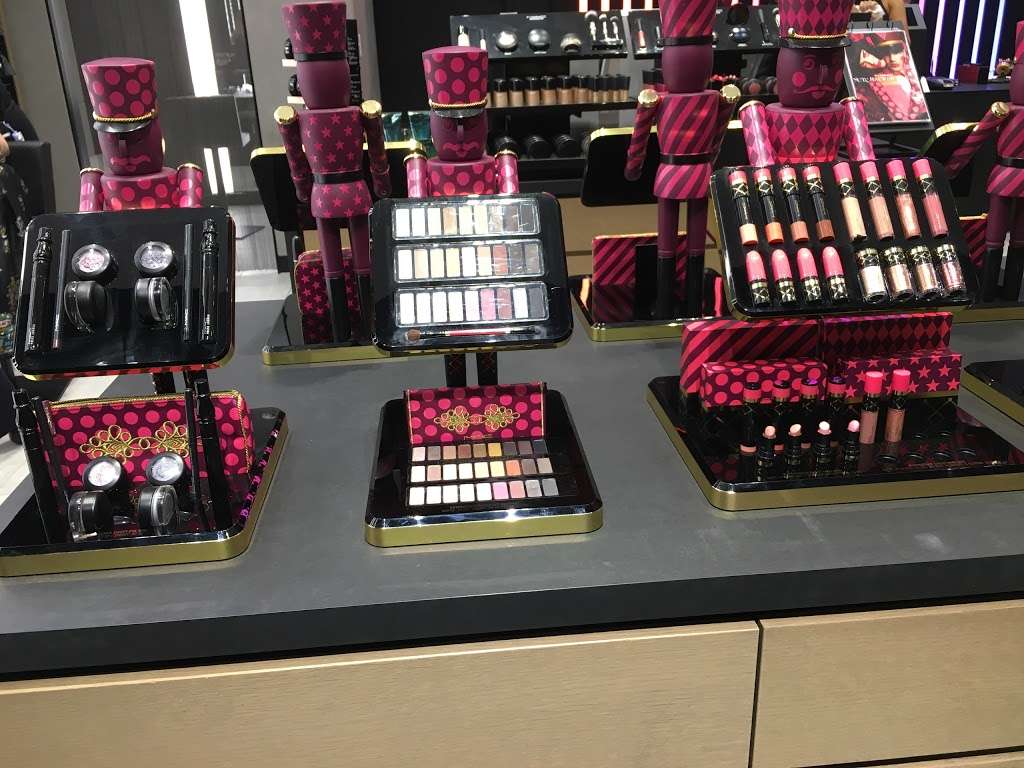 MAC Cosmetics | 1530 Buena Vista Dr #1b, Lake Buena Vista, FL 32830 | Phone: (407) 560-8368