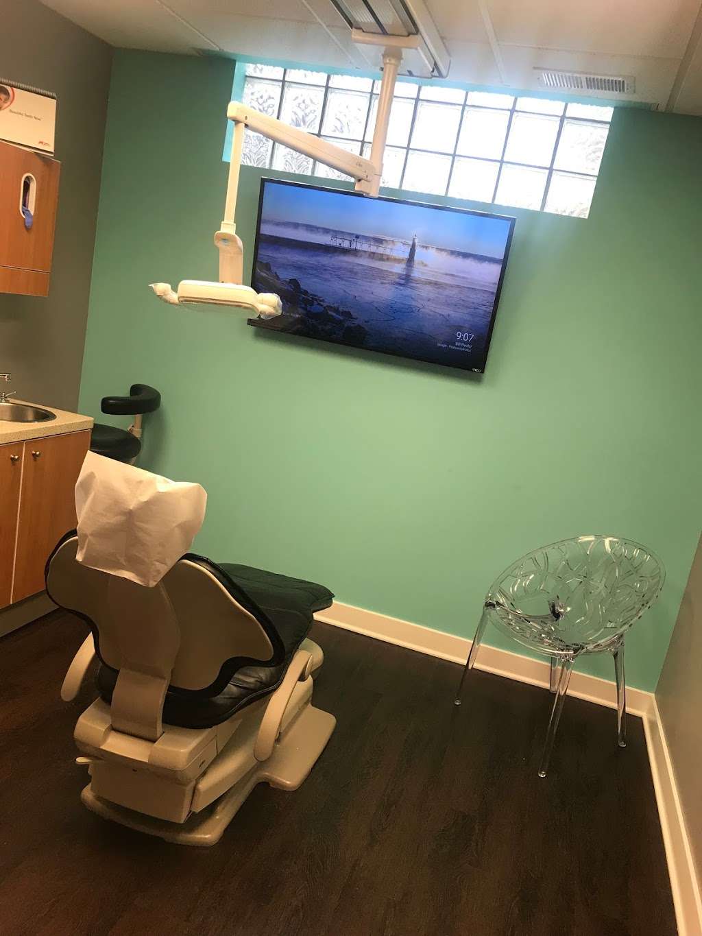 Warrenville Dental Group | 28W530 Batavia Rd, Warrenville, IL 60555, USA | Phone: (630) 393-4600