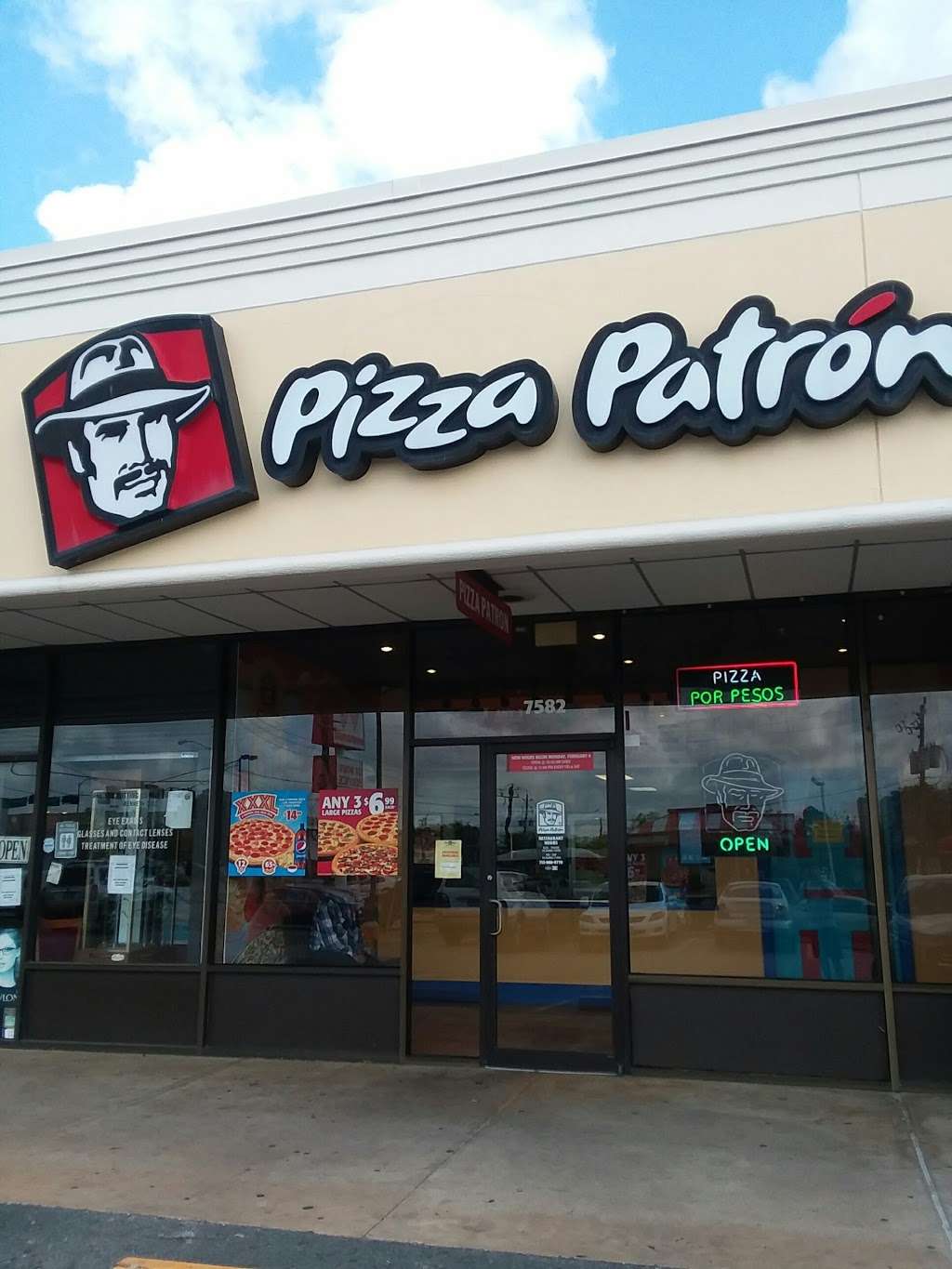 Pizza Patrón | 7582 W Bellfort Ave, Houston, TX 77096, USA | Phone: (713) 988-9779