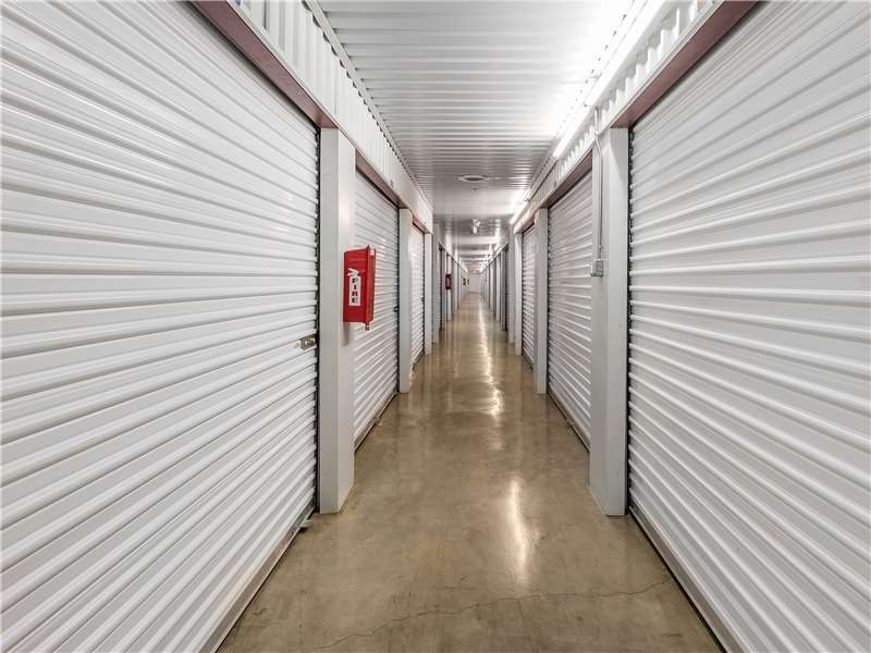 Extra Space Storage | 811 S Hampton Rd, DeSoto, TX 75115, USA | Phone: (972) 846-4811