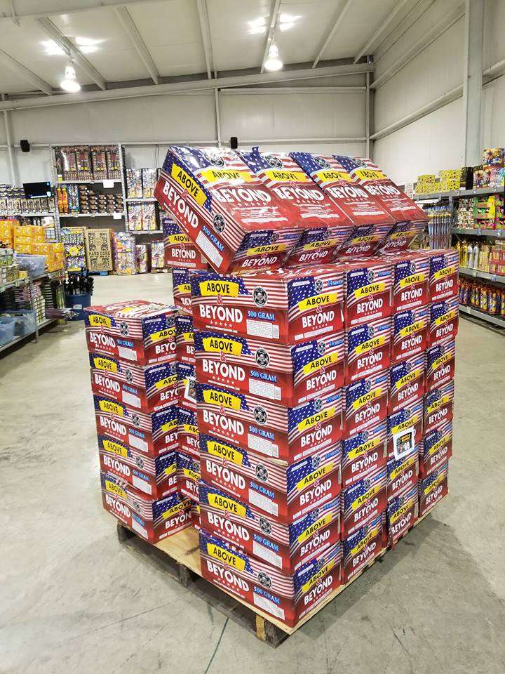 Fireworks Superstore - Cut and Shoot | 16248 TX-105 E, Conroe, TX 77306, USA | Phone: (346) 306-1091