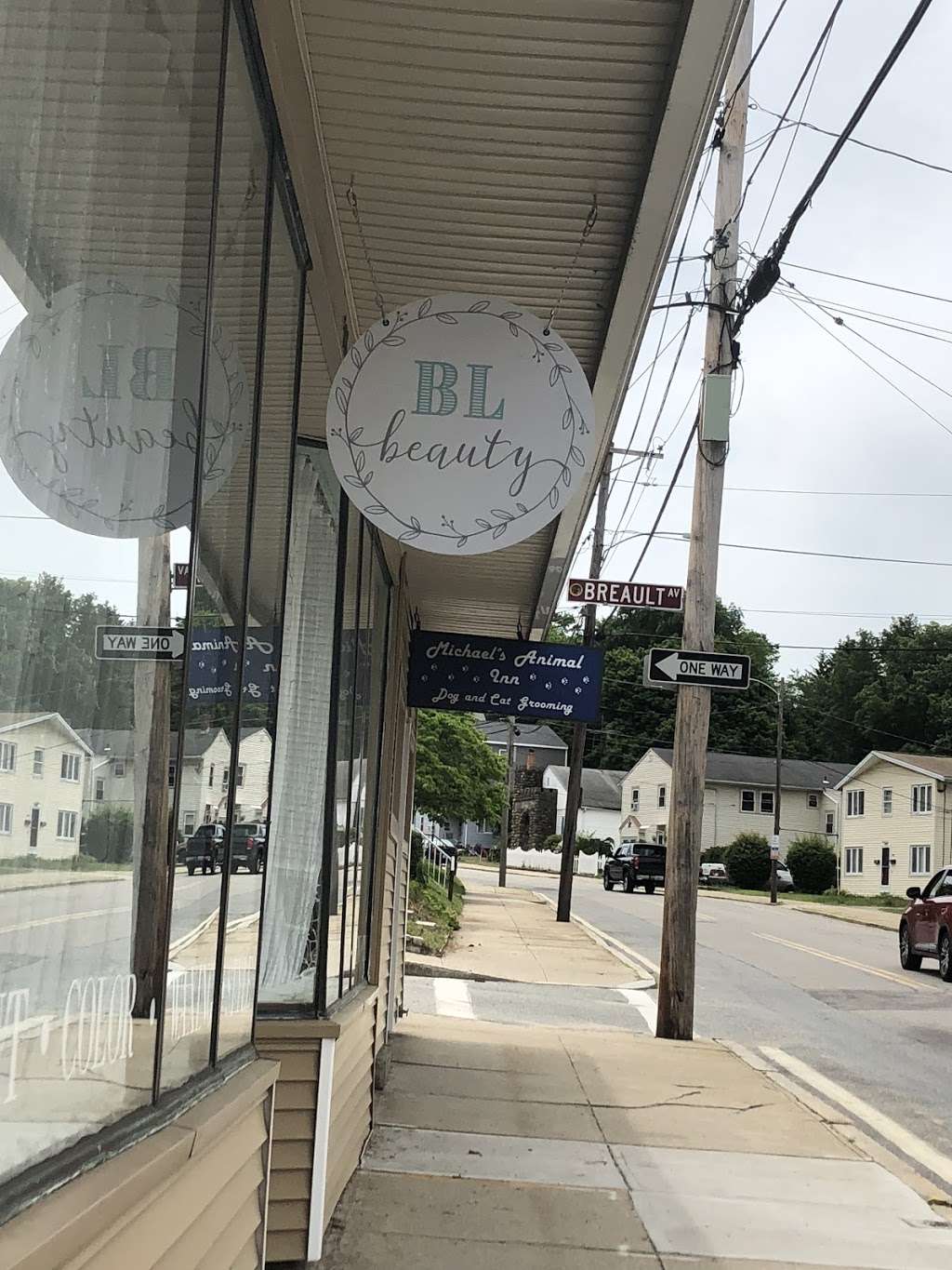 BL Beauty | 588 S Main St #5759, Woonsocket, RI 02895, USA | Phone: (401) 769-0830