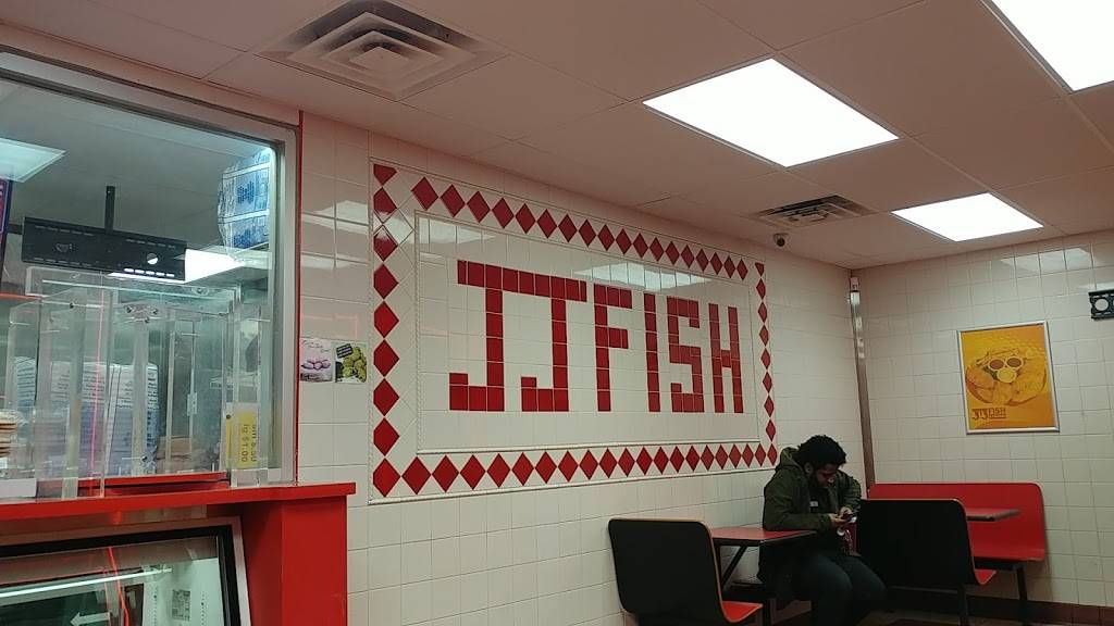 J J Fish & Chicken | 1955 W Capitol Dr, Milwaukee, WI 53206, USA | Phone: (414) 873-4747