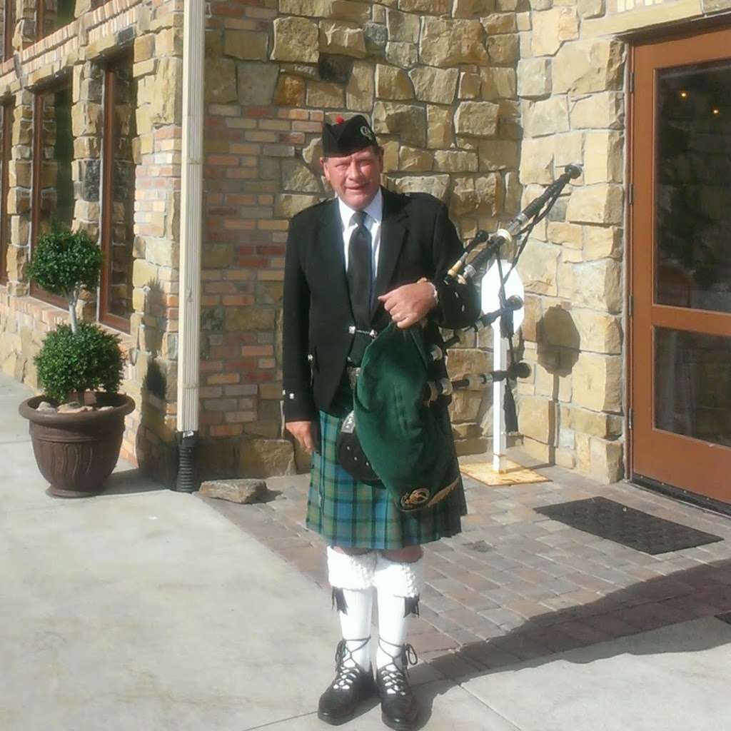 Pinewood Piper Studio | 3367 Nederland Dr, Loveland, CO 80538, USA | Phone: (970) 613-9090