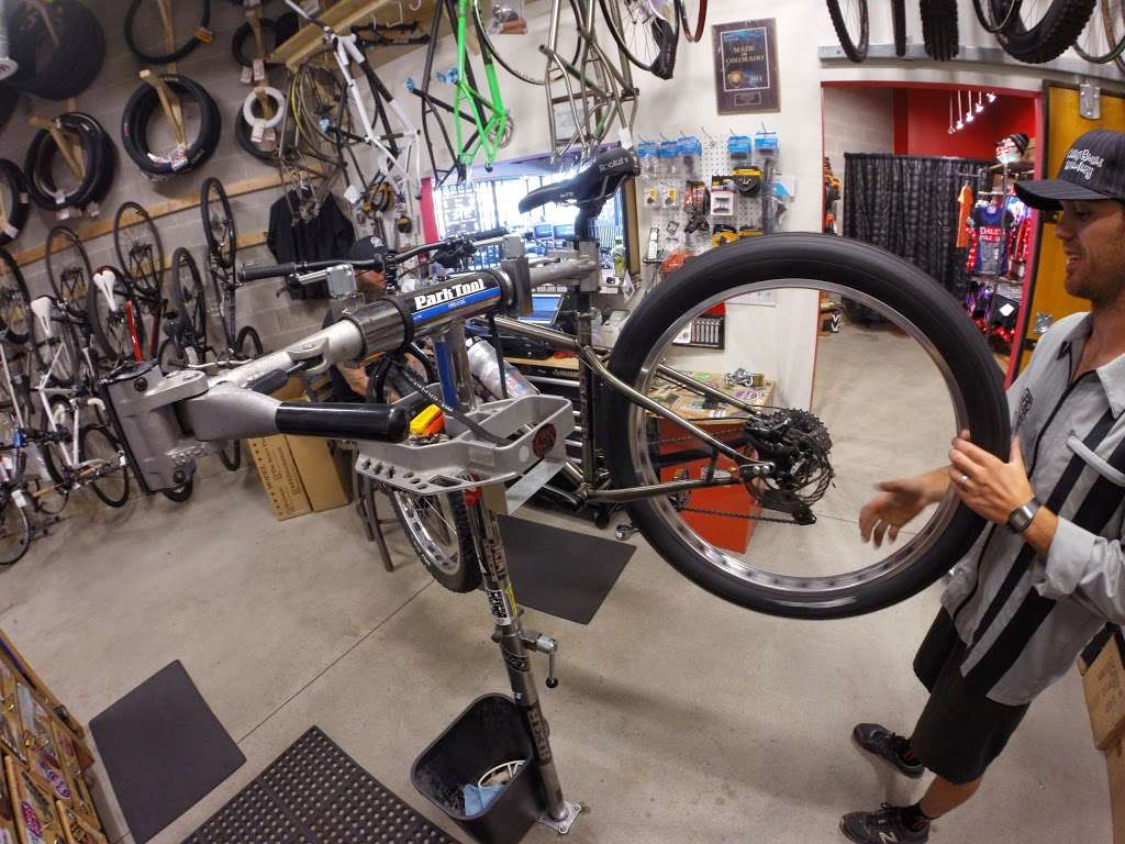 The Bike Shop at CyclHops | 600 S Airport Rd, Longmont, CO 80503 | Phone: (720) 600-5964