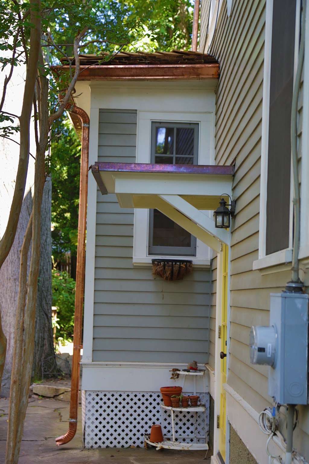 DNB Roofing Virginia | 1012 Charlton Pl, Herndon, VA 20170, USA | Phone: (571) 210-1261