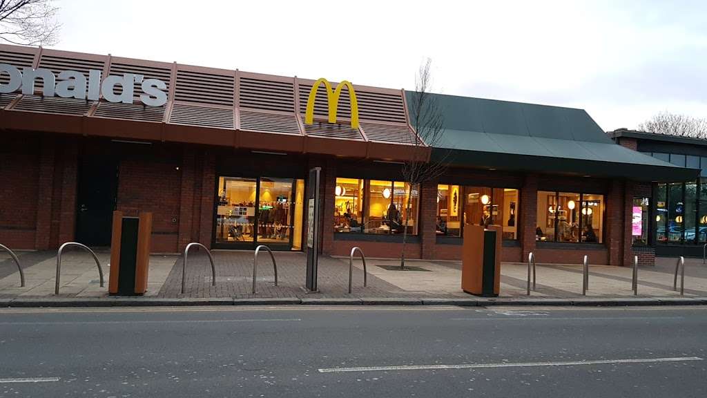 McDonalds Leytonstone Dt | 865/873 High Rd Leytonstone, London E11 1HR, UK | Phone: 020 8530 7796
