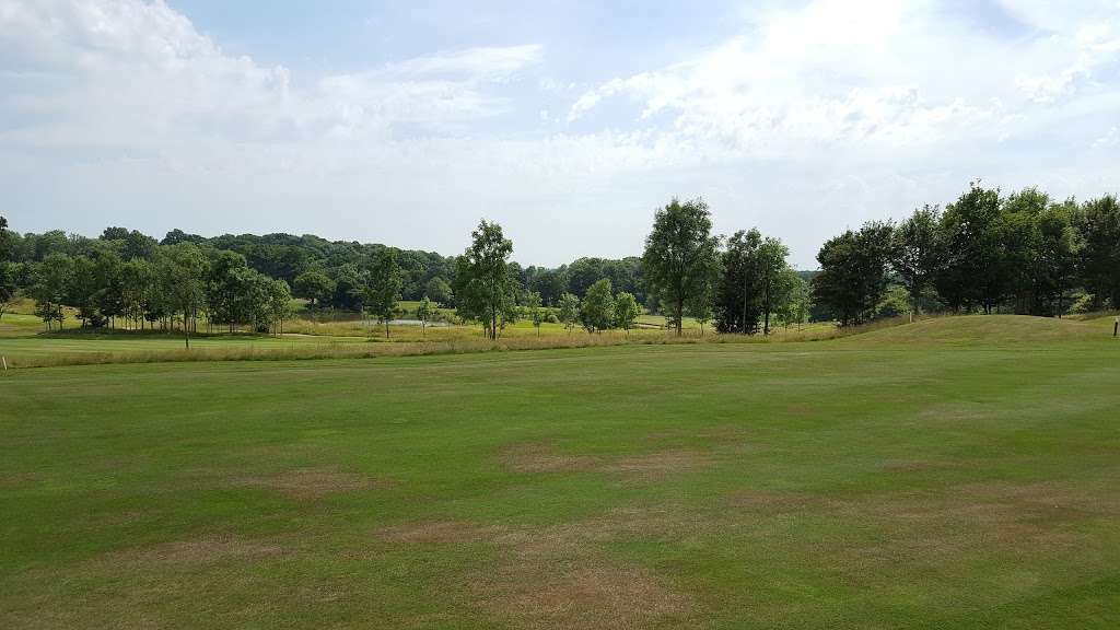 Nizels Golf & Country Club | Nizels Ln, Hildenborough, Tonbridge TN11 8NU, UK | Phone: 01732 833833