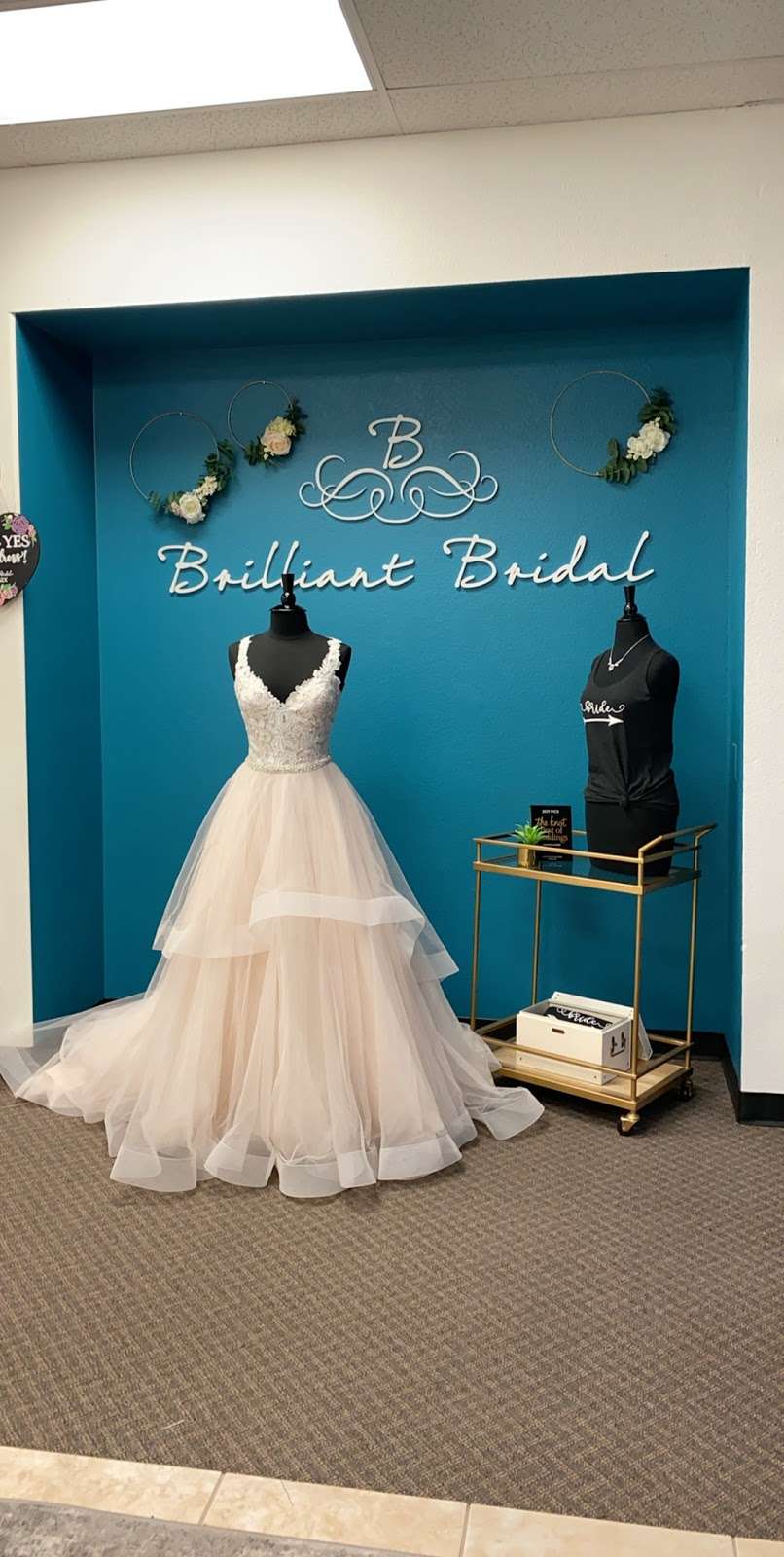 Brilliant Bridal | 520 W Union Hills Dr #102, Phoenix, AZ 85027, USA | Phone: (602) 548-1755