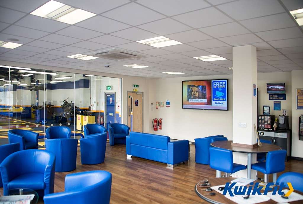 Kwik Fit Plus Brentwood | 134 London Rd, Brentwood CM14 4NS, UK | Phone: 01277 227602