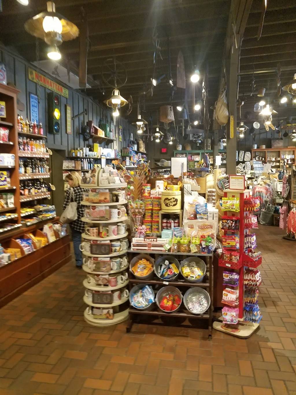 Cracker Barrel Old Country Store | 1927 Stanton Way, Lexington, KY 40511, USA | Phone: (859) 233-7684