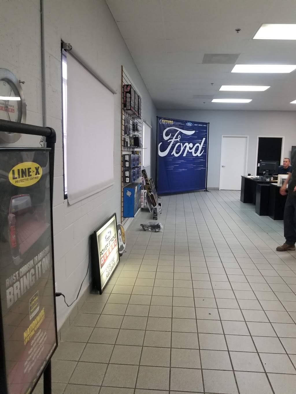 Future Ford Fleet/Commercial & RV Repair Center | 2992 Larkin Ave, Clovis, CA 93612, USA | Phone: (559) 369-4100