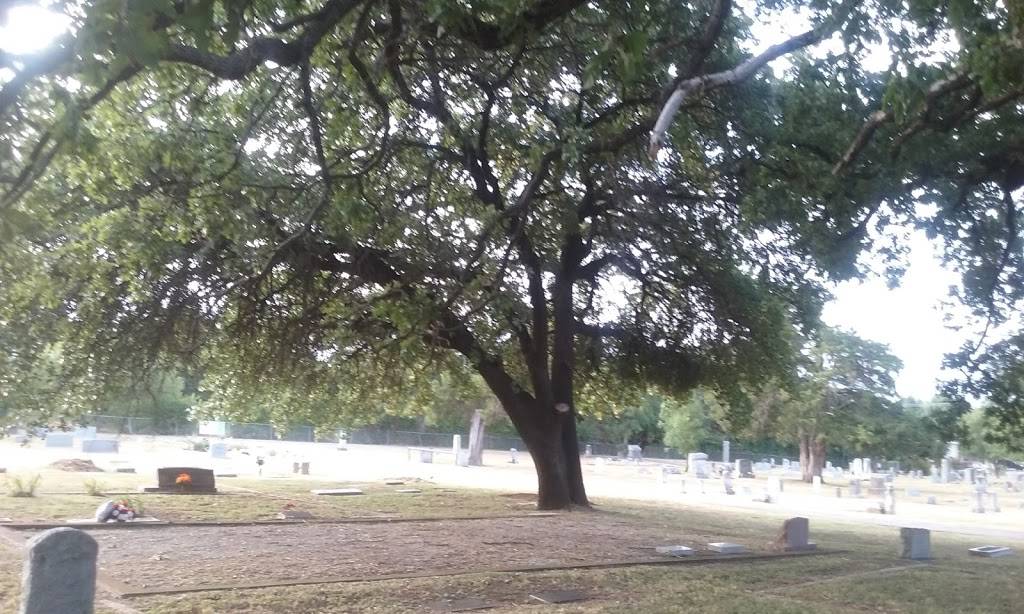 Smithfield Cemetery | 6704 Smithfield Rd, North Richland Hills, TX 76182, USA | Phone: (817) 281-5278