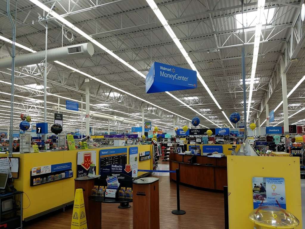 Walmart Supercenter | 3022 S Belt Hwy, St Joseph, MO 64503, USA | Phone: (816) 232-9819