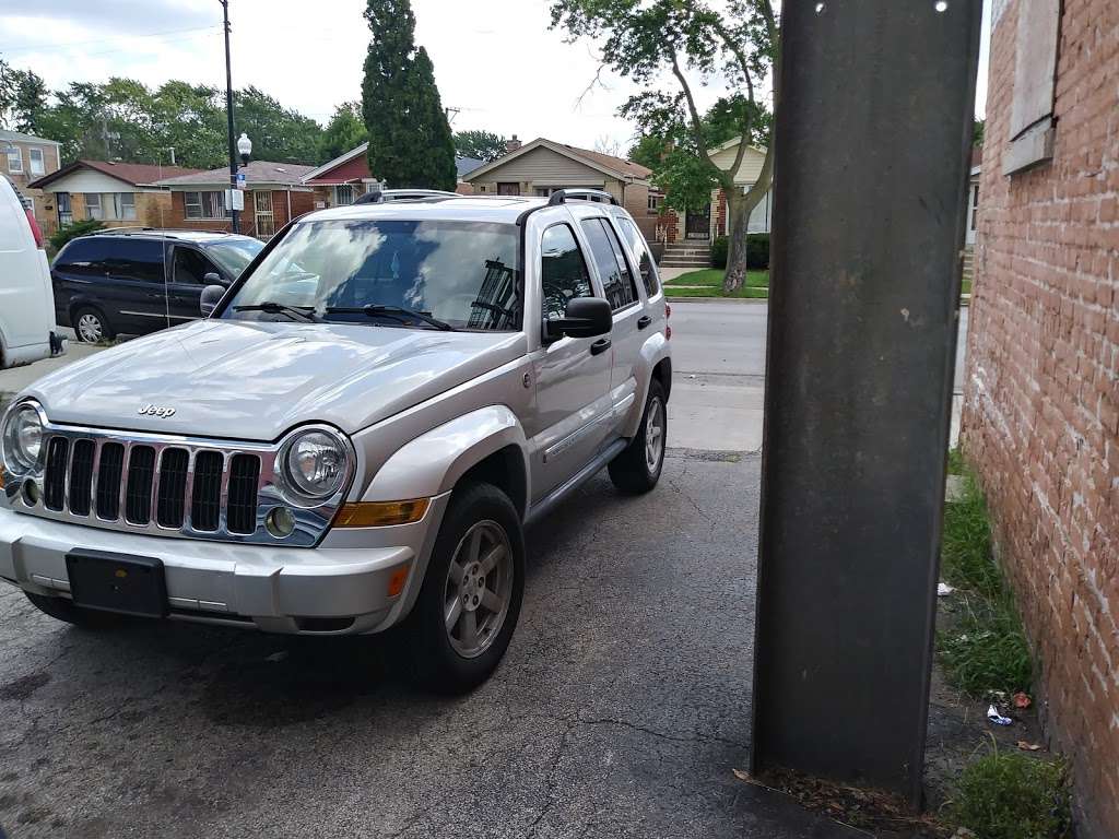 Pee Wees Tire Repair | 1448 W 115th St, Chicago, IL 60643, USA | Phone: (773) 238-2189