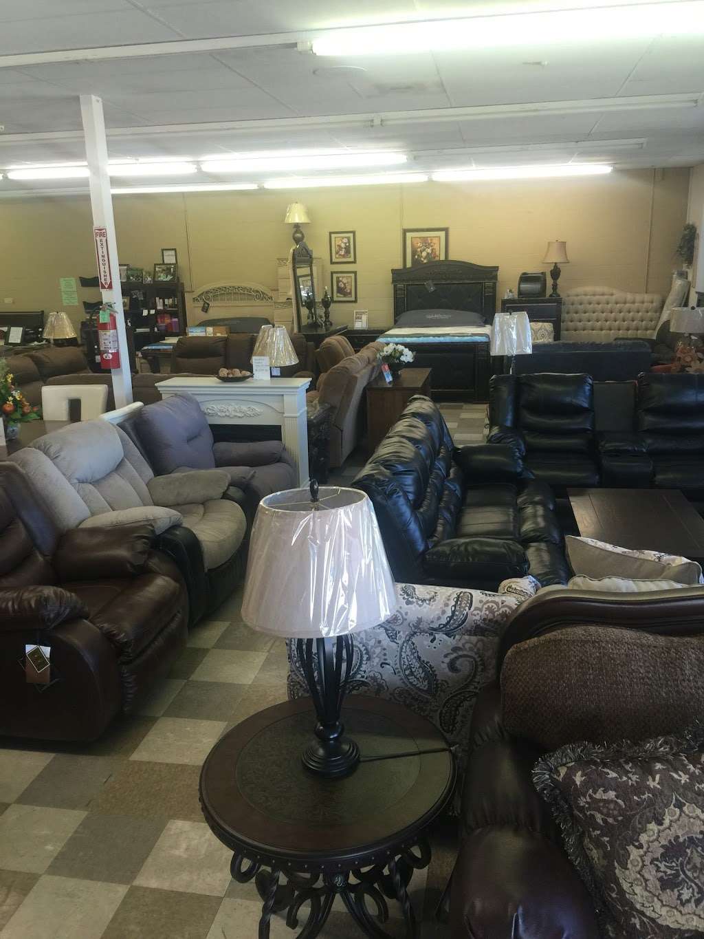 Payless Home Furniture | 2321 N Alexander Dr, Baytown, TX 77520, USA | Phone: (713) 944-1400