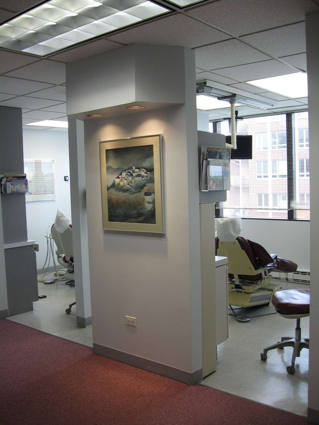 Saul D. Legator, DDS | 4801 W Peterson Ave #400, Chicago, IL 60646, USA | Phone: (773) 756-5917