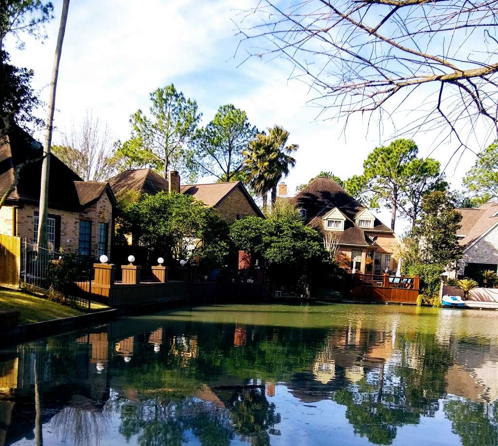 Sugar Mill Park | 13800 Hidden Lake Ln, Sugar Land, TX 77478, USA | Phone: (281) 275-2825